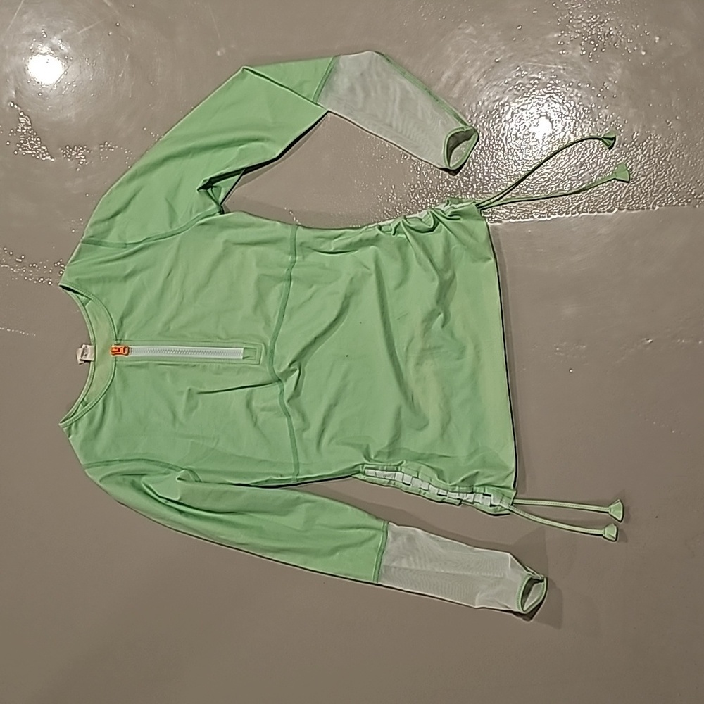 Lululemon Rashguard, size 8